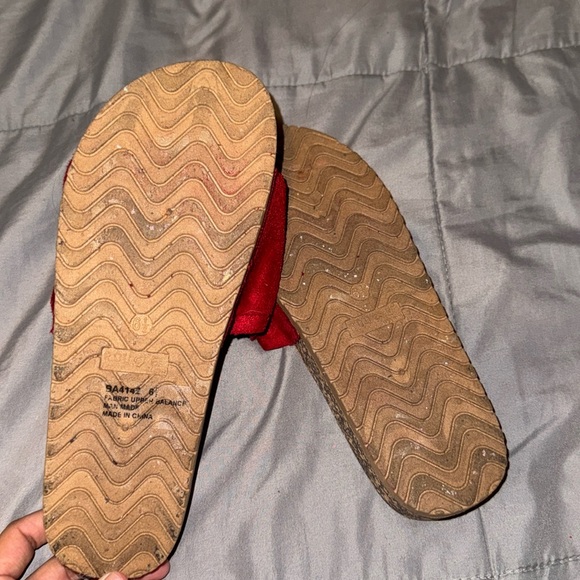 Red Bow Sandals - Picture 2 of 4